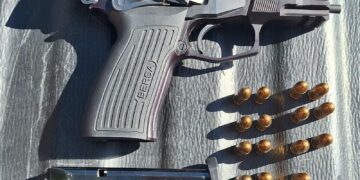 Procedimiento de la Policía Caminera en Sinsacate.