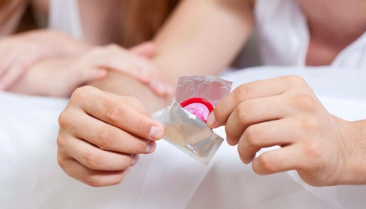 Día Mundial del Preservativo: sólo el 17% de los jóvenes en Argentina los utiliza En el Día Mundial del Preservativo, un informe de la Aids Healthcare Foundation alertó que solo el 17% de los jóvenes usa protección en todas sus relaciones sexuales y advirtió sobre el aumento de infecciones de transmisión sexual en el país.