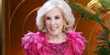 Mirtha Legrand cumplió 99 años y los usuarios en redes recordaron sus vivencias Mirtha Legrand cumplió 99 años y los usuarios en redes recordaron sus vivencias
