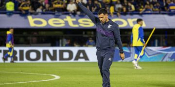 El equipo de Tévez busca revertir su racha de dos derrotas consecutivas.