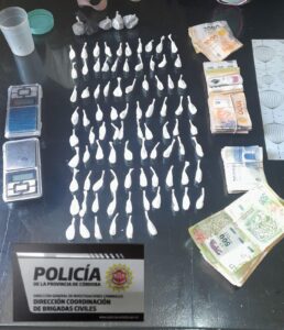 En un operativo, secuestraron armas, drogas y perros