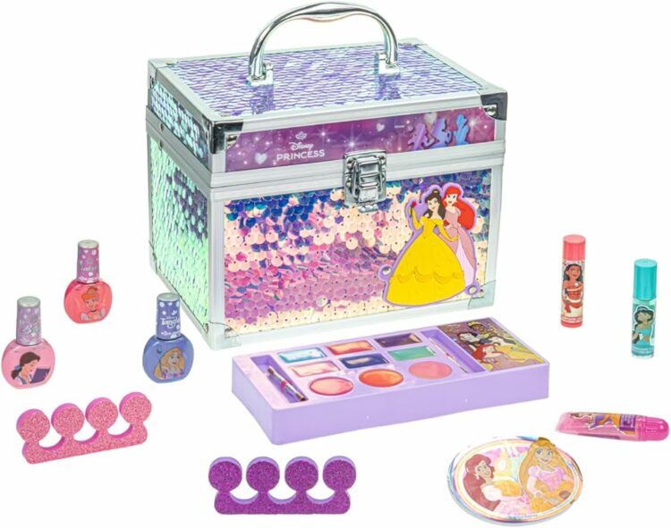 ANMAT prohibió la venta de cosméticos infantiles por falta de habilitación sanitaria ANMAT prohibió la venta y distribución de varios cosméticos infantiles por no contar con inscripción sanitaria, al considerar que su uso podría representar un riesgo para la salud de los niños.