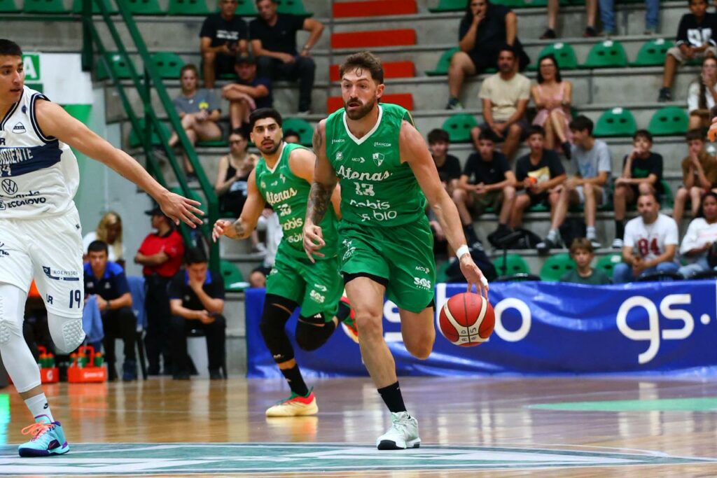 Atenas pierde a su capitán: operaron a Lucas Arn y buscan reemplazo