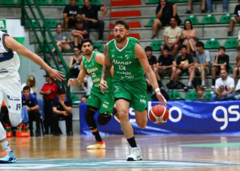 Atenas pierde a su capitán: operaron a Lucas Arn y buscan reemplazo