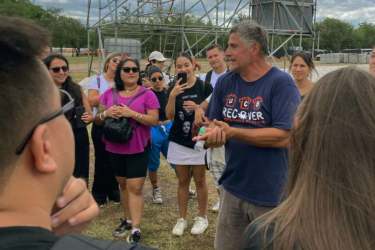 Cosquín Rock abre su cocina interna, experiencia para productores culturales.