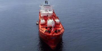 Delcy Rodríguez anunció el primer envío de gas licuado de petróleo