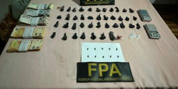 Desarticularon dos bandas narcos y detuvieron a 14 personas