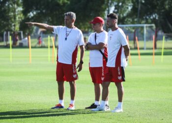 Diego Flores ya puso primera en Instituto: presentación oficial y debut a la vista