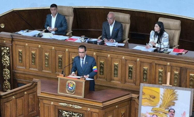 El jefe de la Asamblea Nacional, Jorge Rodríguez, pidió a los diputados “celeridad” en el proceso de consultas para su aprobación final.