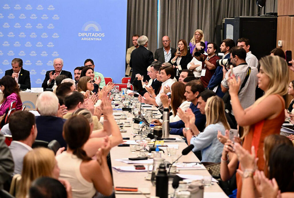 El plenario de comisiones de la Cámara baja.