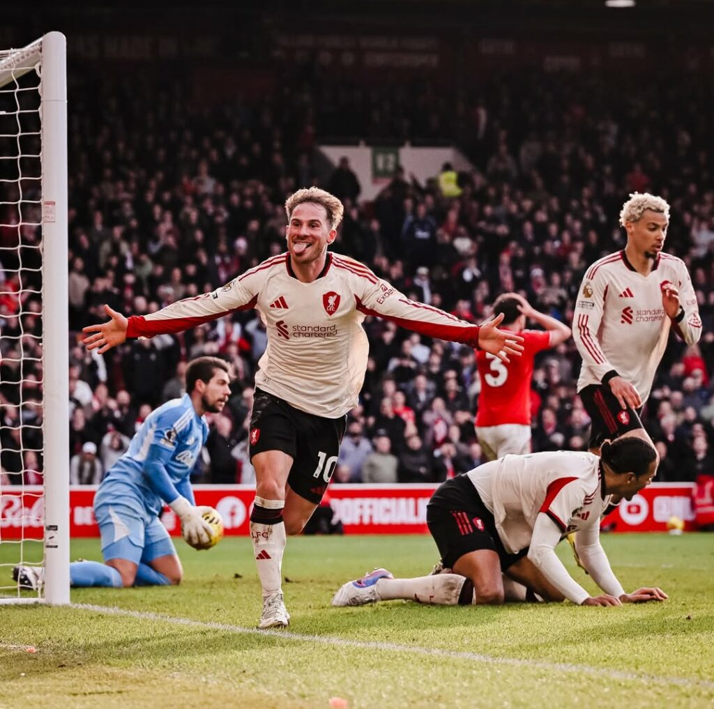 En la última, Mac Allister le dio el triunfo al Liverpool ante el Nottingham