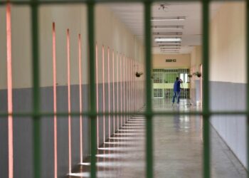 Envían a juicio a 11 penitenciarios por la muerte de un interno