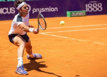 Etcheverry venció a Burruchaga en un maratón y es el primer cuartofinalista