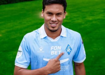 Gonzalo Requena dejó Instituto y fue presentado en el fútbol ruso