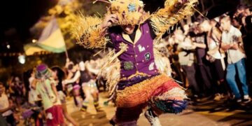 Córdoba abre la temporada de carnavales con el Suquía como escenario y festejos en los barrios