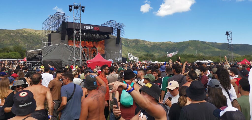 Cosquín Rock 2026 ya se vive en las sierras.