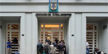 La AFA solicitó suspender la novena jornada del torneo por el llamado a indagatoria de sus autoridades