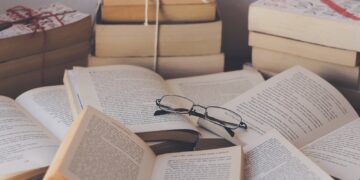 Los muros invisibles que transformaron al libro en un objeto de lujo para pocos