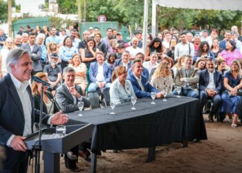 Colocaron la piedra fundacional de la UPC en Villa El Libertador
