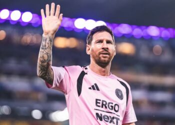 Messi sufrió una lesión y reprogramó la gira por el Caribe