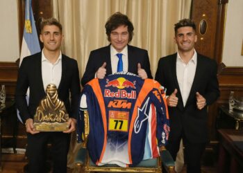 Milei recibió a los hermanos Benavides en la Casa Rosada tras la hazaña en el Dakar