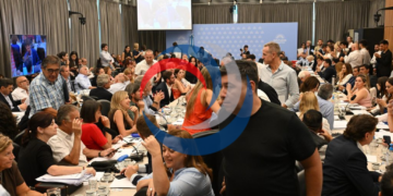 Diputados llamó a sesión para mañana y se ratifica el paro nacional desde esta medianoche Diputados llamó a sesión para mañana y se ratifica el paro nacional desde esta medianoche