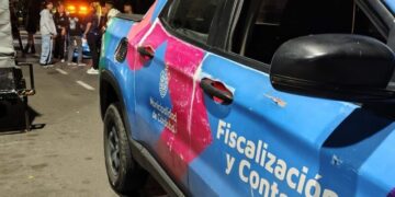 Operativos municipales desactivaron fiestas clandestinas y clausuraron locales sin habilitación en distintos barrios de Córdoba.