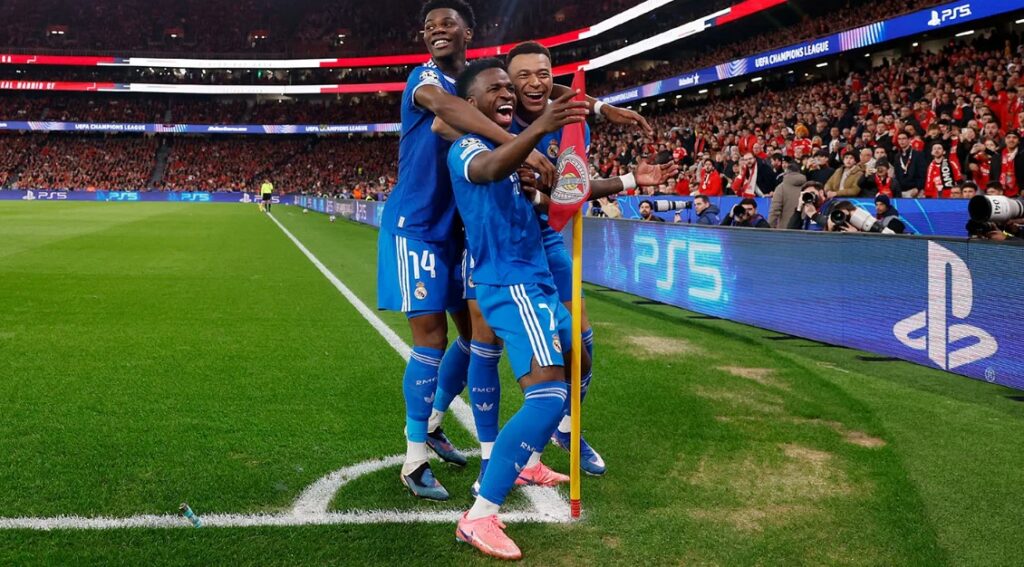 Real Madrid pegó primero en Lisboa y Galatasaray humilló a la Juventus Real Madrid pegó primero en Lisboa y Galatasaray humilló a la Juventus