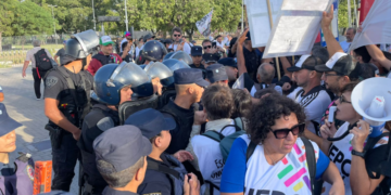 Reforma laboral protestas, tensión y cortes de tránsito en el centro de Córdoba