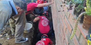 Rescataron a un obrero tras el derrumbe de una obra