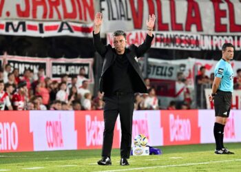 River cortó una mala racha y despidió a Gallardo entre lágrimas y silbidos