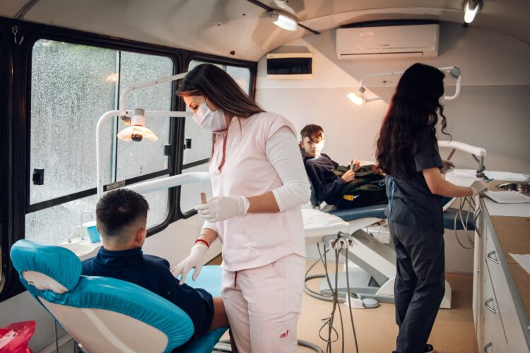 Aumentó la demanda al sistema de salud municipal, en sus tres niveles.