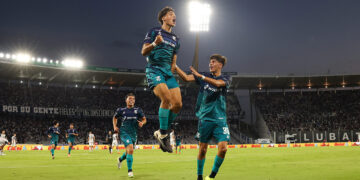 Talleres tiene un nuevo amor de nombre Valentín y es de la casa En la noche de San Valentín, Dávila enamoró al Kempes.