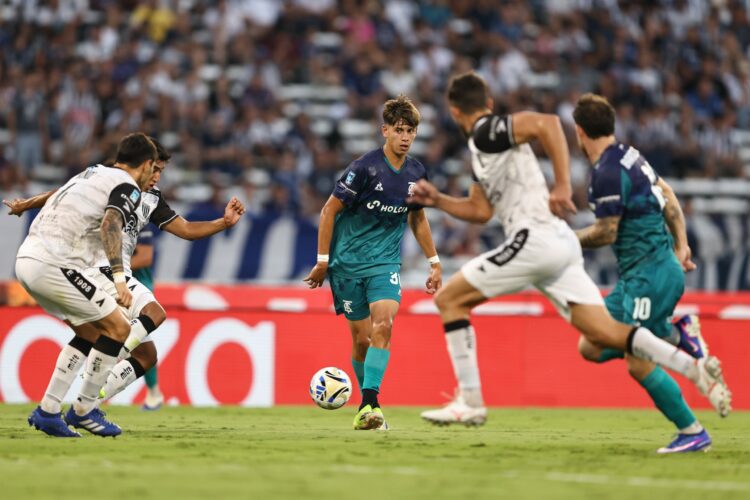 Talleres viene de hacerse fuerte de local.