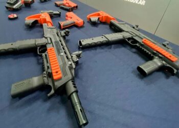 Un policía disparó dos veces a una mujer en crisis psiquiátrica