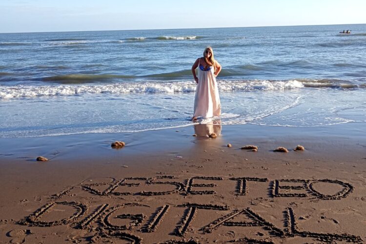 Una experiencia de desconexión tecnológica entre playa y bosque