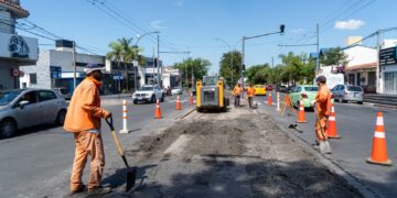 La Provincia lanzó un plan integral para reparar calles y avenidas