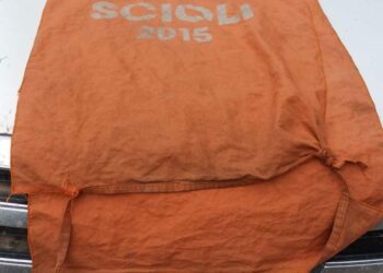 Dos cuidacoches detenidos en Córdoba: uno por abuso sexual y otro por amenazas