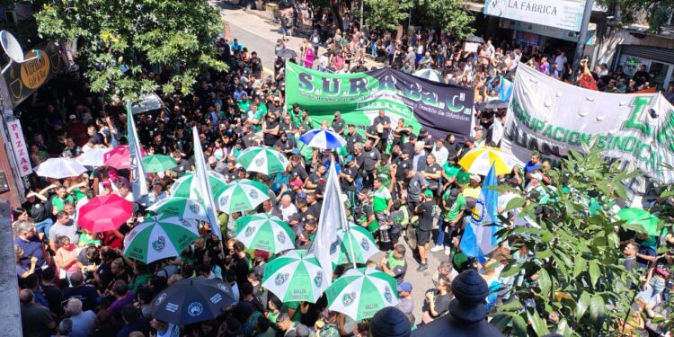 Gremios se movilizaron en Córdoba en contra de la Reforma Laboral