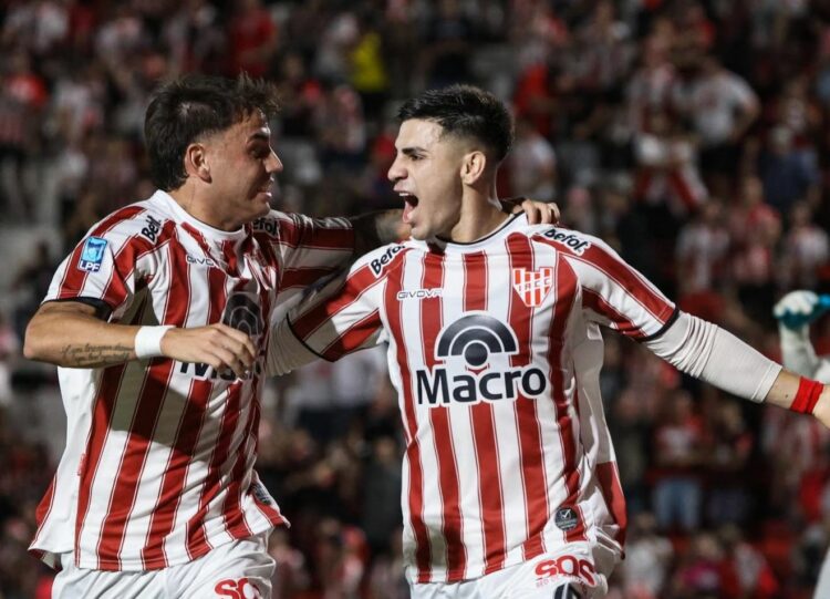 Con el triunfo, suma puntos clave en la Zona A.