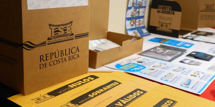 Costa Rica elige nuevo presidente La contienda se presenta polarizada entre promesas de seguridad y advertencias opositoras sobre posibles riesgos de autoritarismo.