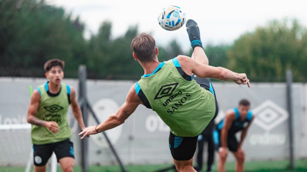 Zielinski rearma la formación de Belgrano para recibir a Atlético Tucumán