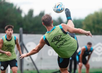 Zielinski rearma la formación de Belgrano para recibir a Atlético Tucumán