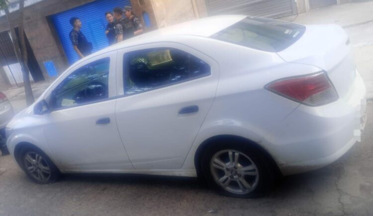 Automóvil Chevrolet Prisma propiedad del damnificado.