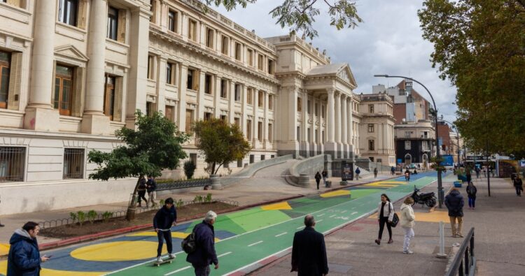 Reducción de la Tasa de Justicia en Córdoba: la alícuota bajó al 2% durante 2026 por pedido del TSJ, con el objetivo de aliviar costos y facilitar el acceso al sistema judicial.