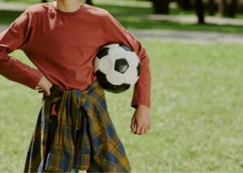 Convocatoria a familias dispuestas a adoptar a una adolescente de 13 años