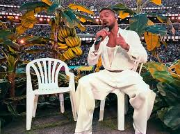 Bad Bunny llevó el orgullo latino al escenario más visto en Estados Unidos