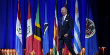 Trump convoca a una cumbre en Miami para alinear a sus aliados latinoamericanos contra la influencia china