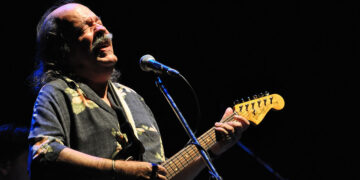 Llevo el camino grabado en mi piel