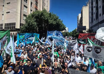 Caravana de estatales en Córdoba contra la reforma jubilatoria